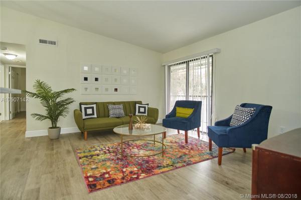 Lakeview At The Hammocks, 9701 Hammocks Blvd #204A, The Hammocks, Florida 33196, image 2