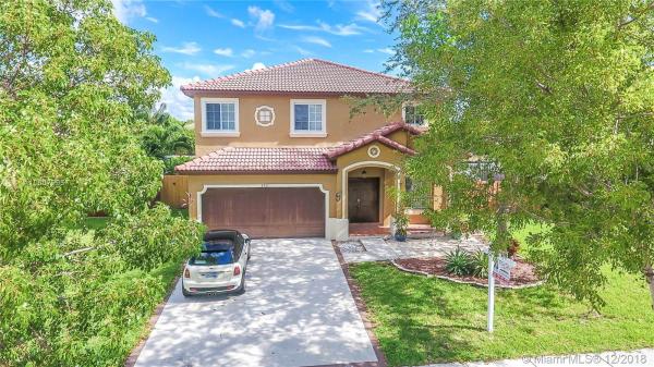 Monterey Lakes, 8901 SW 212th Ter, Cutler Bay, Florida 33189, image 2