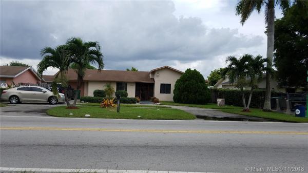 Cantisano, 10411 SW 168th St, Palmetto Estates, Florida 33157, image 2