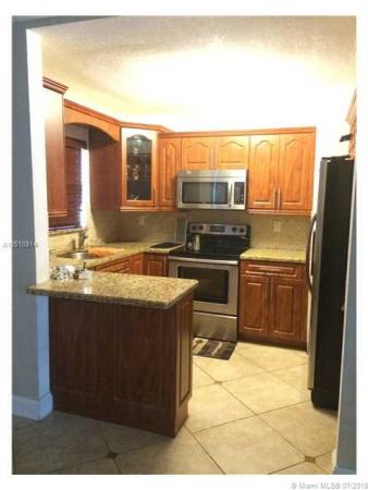 Keystone Manor, 2225 NE 123rd St #112, North Miami, Florida 33181, image 2