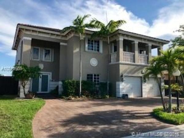 Twin Lake Shores East, 12972 SW 136th Ter, Three Lakes, Florida 33186, image 2