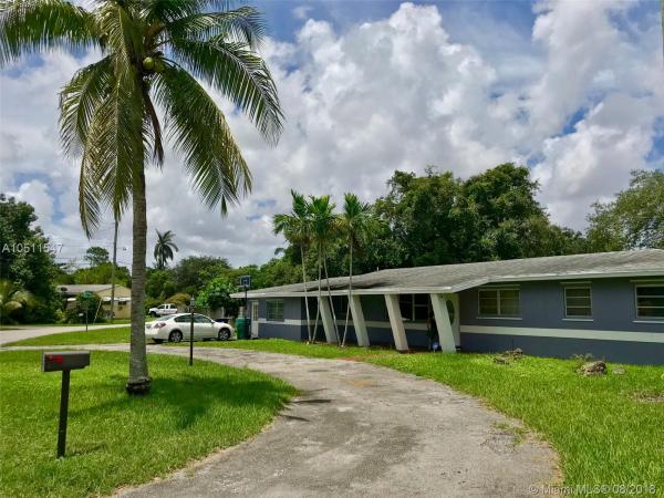 Golden Glades No HOA, 14600 N Spur Dr, Golden Glades, Florida 33161, image 1