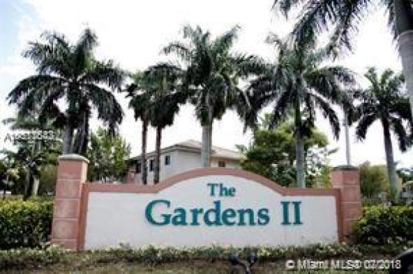 Venetia Gardens South, Homestead, Florida 33035, image 2