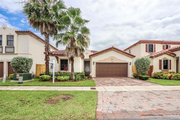 Venetian Parc, 15442 SW 176th Ter, Richmond West, Florida 33187, image 2