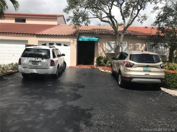 Lake Carol, 14552 Balgowan Rd #14552, Miami Lakes, Florida 33016, image 2