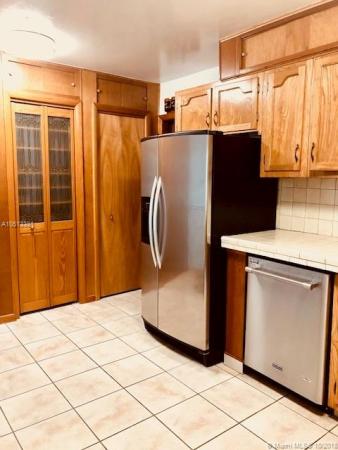 Coral Park Estates, 9250 SW 12th St, Westchester, Florida 33174, image 2