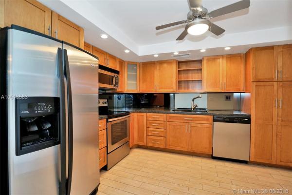 Allington Towers South, Hollywood, Florida 33019, image 2