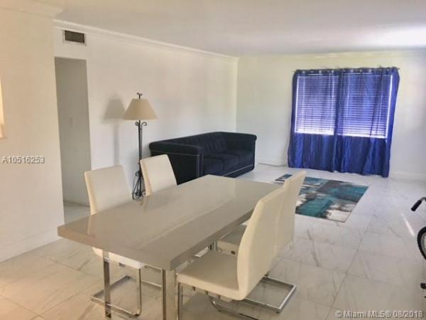 Manor Grove Village, 124 NE 19th Ct #203B, Wilton Manors, Florida 33305, image 2