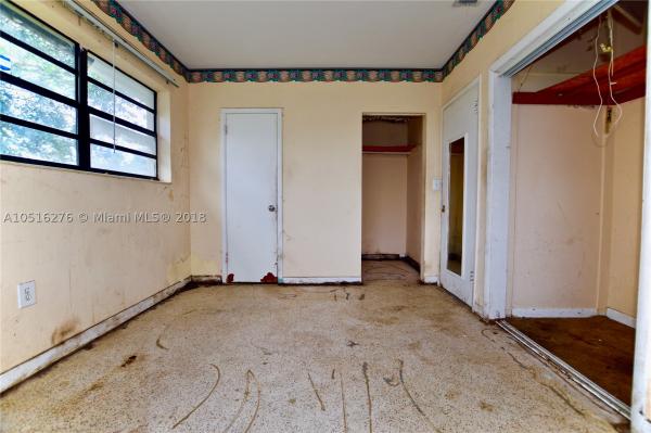Sierra, 25 NW 193rd Ter, Miami Gardens, Florida 33169, image 3