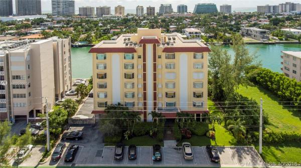 Granada, 9341 E Bay Harbor Dr #4C, Bay Harbor Islands, Florida 33154, image 2