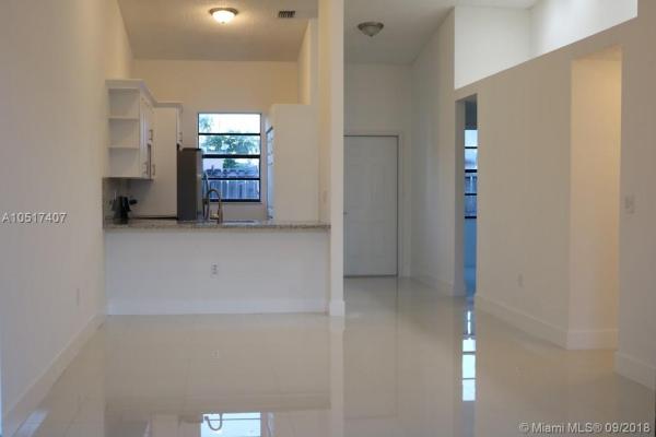 Country Lake Manors Townhomes, 6746 NW 193 Ln #, Hialeah, Florida 33015, image 2