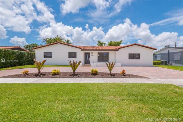 Royale Green, 12850 SW 47th St, Kendale Lakes, Florida 33175, image 2