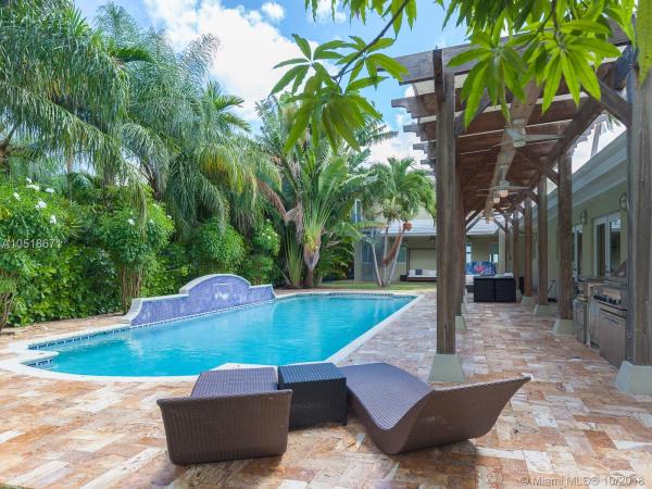 Bay Point, 4350 Sabal Palm Rd, Miami, Florida 33137, image 2