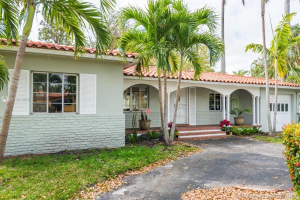 Washington Place, 850 NE 72nd St, Miami, Florida 33138, image 2