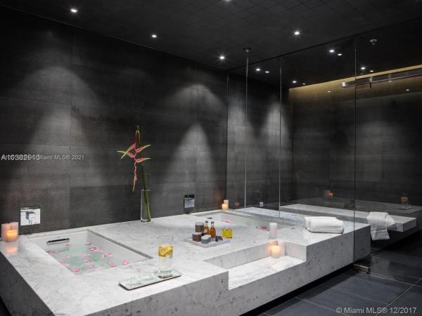 Reach Brickell City Centre, 68 SE 6th St #3101, Miami, Florida 33131, image 2