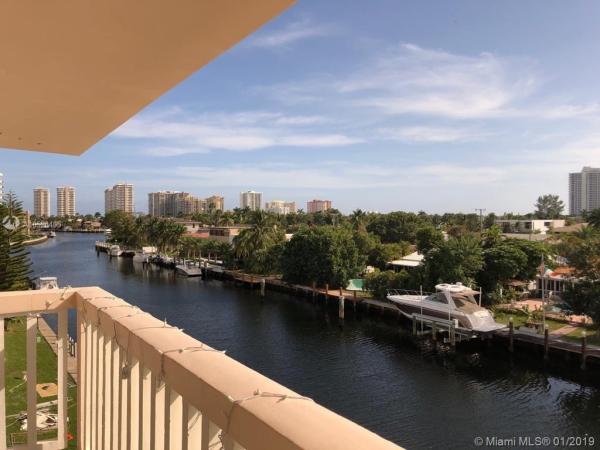 Isle Of Paradise, 455 Paradise Isle Blvd #407, Hallandale Beach, Florida 33009, image 2