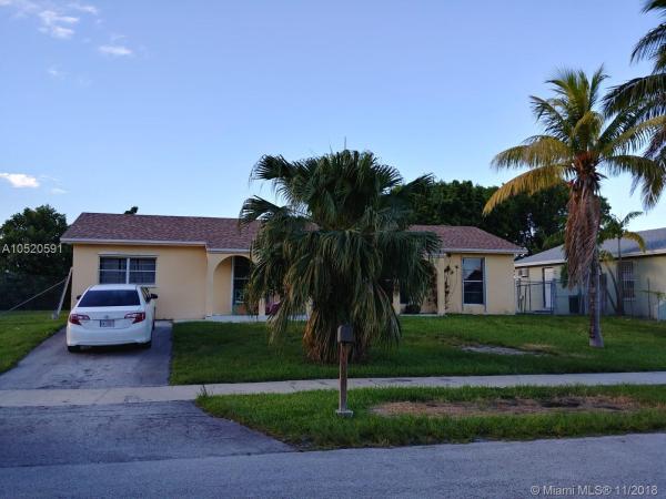 Meadow Wood Manor, 13015 SW 257 Ter #, Princeton, Florida 33032, image 2