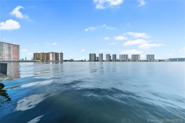 Bay Country Club, 17720 N Bay Rd #10D, Sunny Isles Beach, Florida 33160, image 2