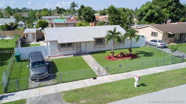 Gem Homes, 14515 SW 299th Ter, Leisure City, Florida 33033, image 2