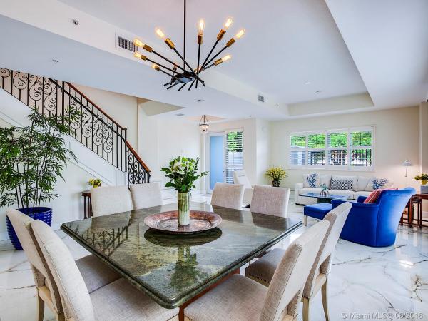 Villa Alhambra, 50 Alhambra Cir #101, Coral Gables, Florida 33134, image 2