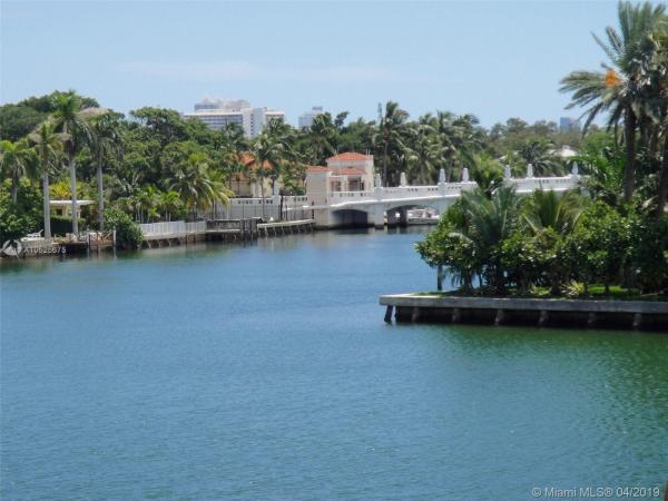 Blair House, 9102 W Bay Harbor Dr #2C-W, Bay Harbor Islands, Florida 33154, image 2