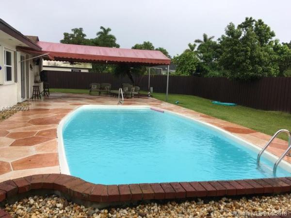 Weitzer Shauna Meadows, 15551 SW 155th Ave, Richmond West, Florida 33187, image 2