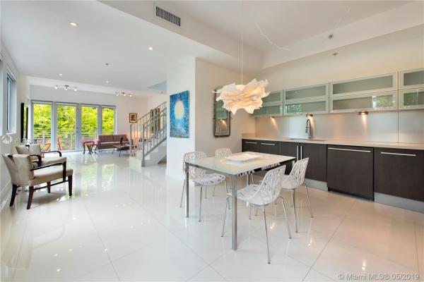 Villa Lucca, 1027 Michigan Ave #2B, Miami Beach, Florida 33139, image 2