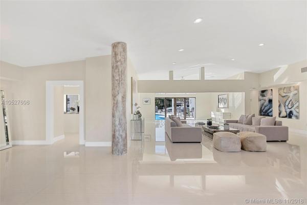 Keystone Island, 13050 Arch Creek Ter, North Miami, Florida 33181, image 2