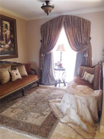 Dunnhill Cove, 15920 NW 83rd Pl, Miami Lakes, Florida 33016, image 2