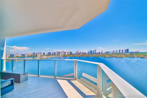 The Reserve At Marina Palms, 17111 Biscayne Blvd #1910, North Miami Beach, Florida 33160, image 2
