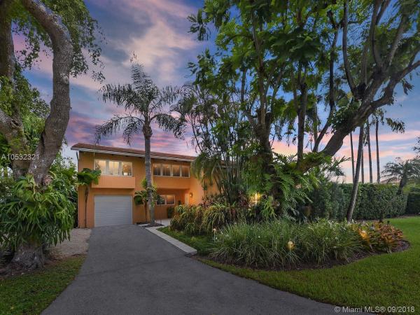 Coral Gables Country Club, 1545 Algardi Ave, Coral Gables, Florida 33146, image 2