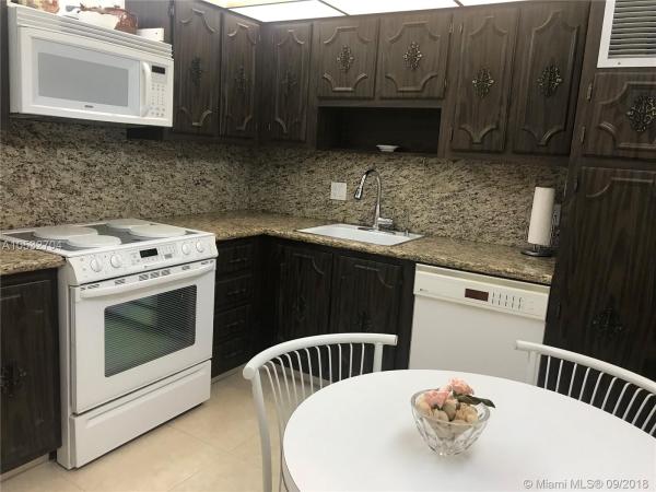 Admirals Port West, 2801 NE 183rd St #614W, Aventura, Florida 33160, image 2