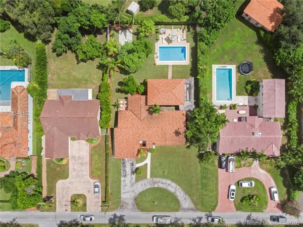 Griffing Biscayne Park Estates, 10931 Griffing Blvd, Biscayne Park, Florida 33161, image 2