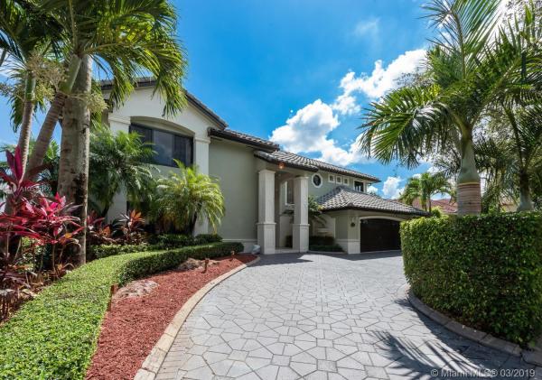 Graham West, 16029 NW 82nd Pl, Miami Lakes, Florida 33016, image 2