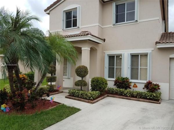 Tesoro At Forest Lakes, 16354 SW 97th St, The Hammocks, Florida 33196, image 2