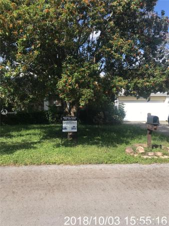 Lakes Of The Meadow, 14739 SW 54th Ter, Kendall West, Florida 33185, image 2