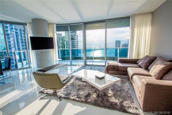 Epic Hotel & Residences, 200 Biscayne Boulevard Way #3801, Miami, Florida 33131, image 2