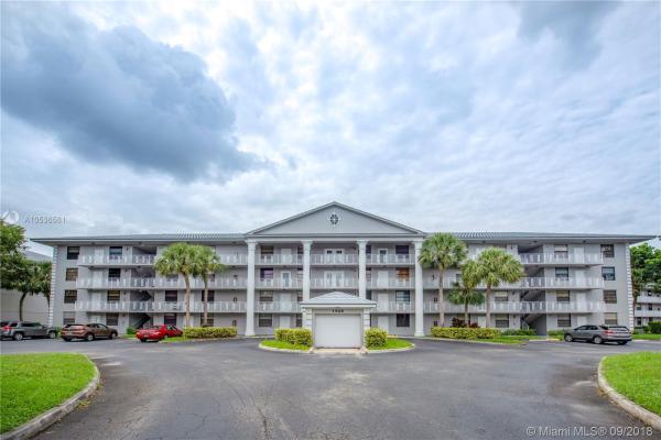 Whitehall Of Pine Island Ridge, 1528 Whitehall Dr #206, Davie, Florida 33324, image 2