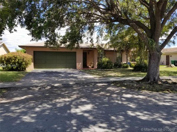 Winston Park, 13227 SW 85th St Rd, Kendale Lakes, Florida 33183, image 2