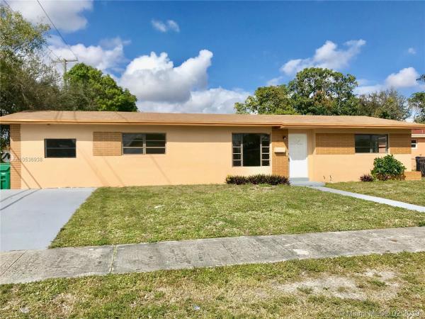 Scott Lake Manor, 1365 NW 172nd Ter, Miami Gardens, Florida 33169, image 2
