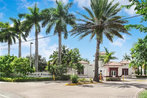 Villas Of Pinecrest, 8600 SW 67 Ave #918, Pinecrest, Florida 33156, image 2