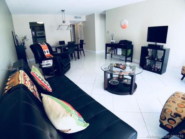 Del Prado, 18051 Biscayne Blvd #1103-1, Aventura, Florida 33160, image 2