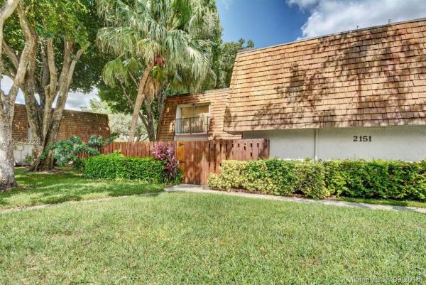 Woodvale, 2151 Orange Grove Dr #C-10, Davie, Florida 33324, image 2