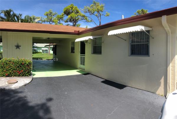 Country Manors, 518 Sandpiper Cir, Delray Beach, Florida 33445, image 2
