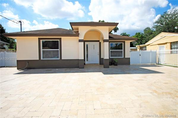 Green Close, 2002 NW 42nd St, Brownsville, Florida 33142, image 2