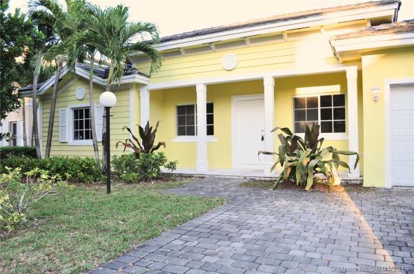 Carmens Place, Homestead, Florida 33033, image 2