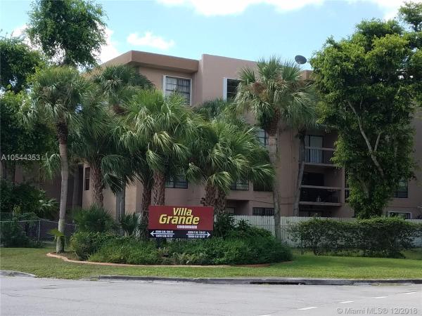 Villa Grande, 6320 SW 138th Ct #112, Kendale Lakes, Florida 33183, image 2