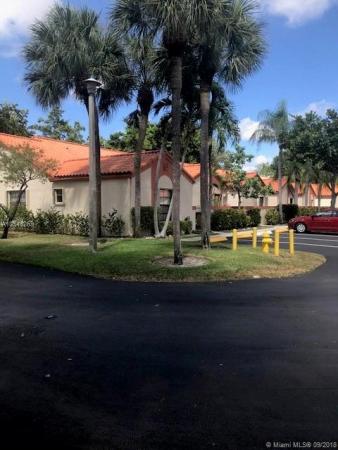 Centennial Square, 36 Centennial Ct, Deerfield Beach, Florida 33442, image 2