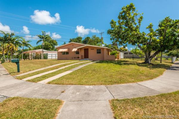 South Coral Homes, 9850 Haitian Dr, Cutler Bay, Florida 33189, image 2
