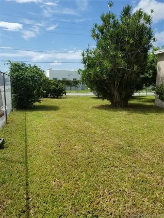 Floral Park, 5600 NW 18th Ave, Miami, Florida 33142, image 2